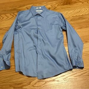 Boys Calvin Klein size 20 sky  blue excellent condition